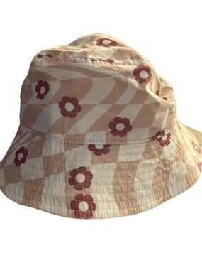 NEW Mighty Fine Y2K Floral Pink and White Bucket Hat